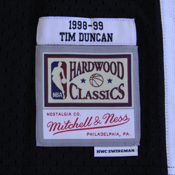 Tim Duncan #21 San Antonio Spurs Black Hardwood Classic Jersey Mitchell & Ness - Picture 3 of 3